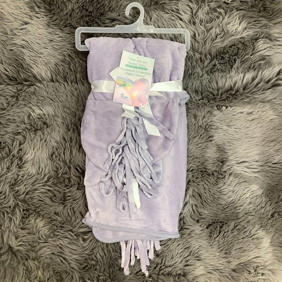 Safdie Girl's Little Unicorn Hooded Blanket: Light Grey / One Size - Picture 5 of 7